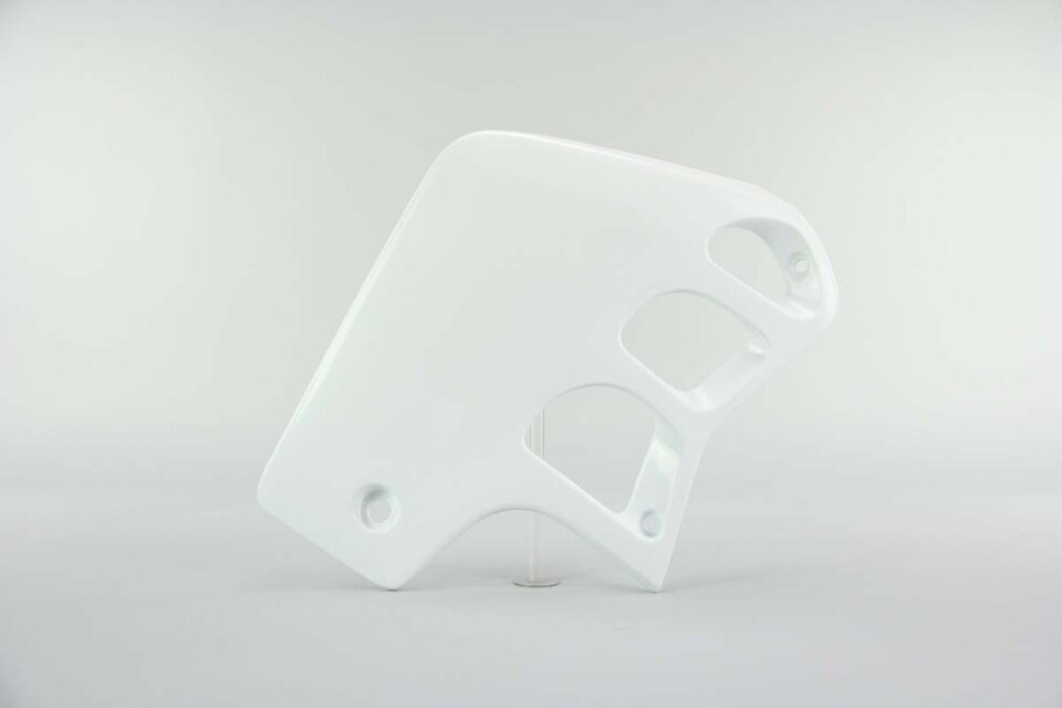 Left Side UFO White Radiator Shroud Set replacement plastics for 90-01 Honda CR500 dirt bikes.