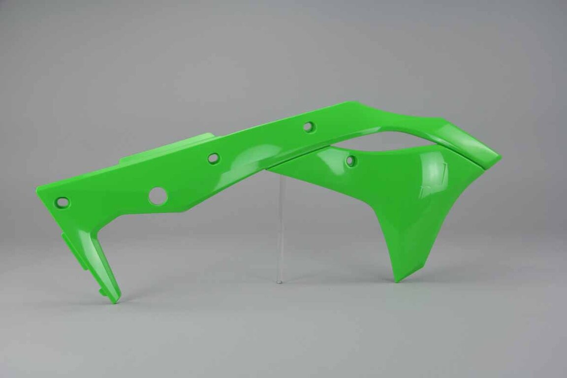 Right Side UFO Green Radiator Shroud Set replacement plastics for 17-20 Kawasaki KX250F dirt bikes.