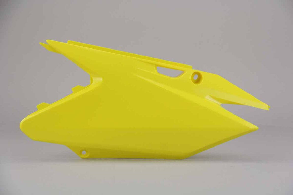 Left Side Polisport Yellow Restyled Side Number Plates replacement plastics for 01-08 Suzuki RM125, RM250 dirt bikes.