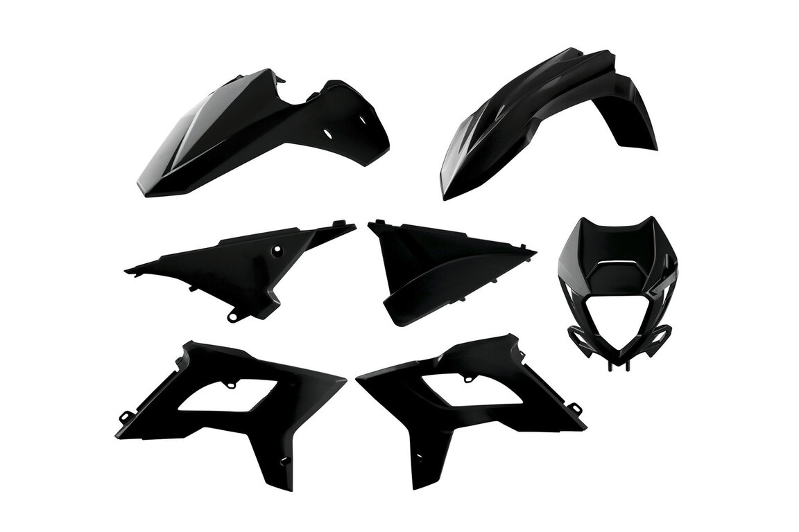 Polisport Black Restyled Plastic Kit for 13-17 Beta RR