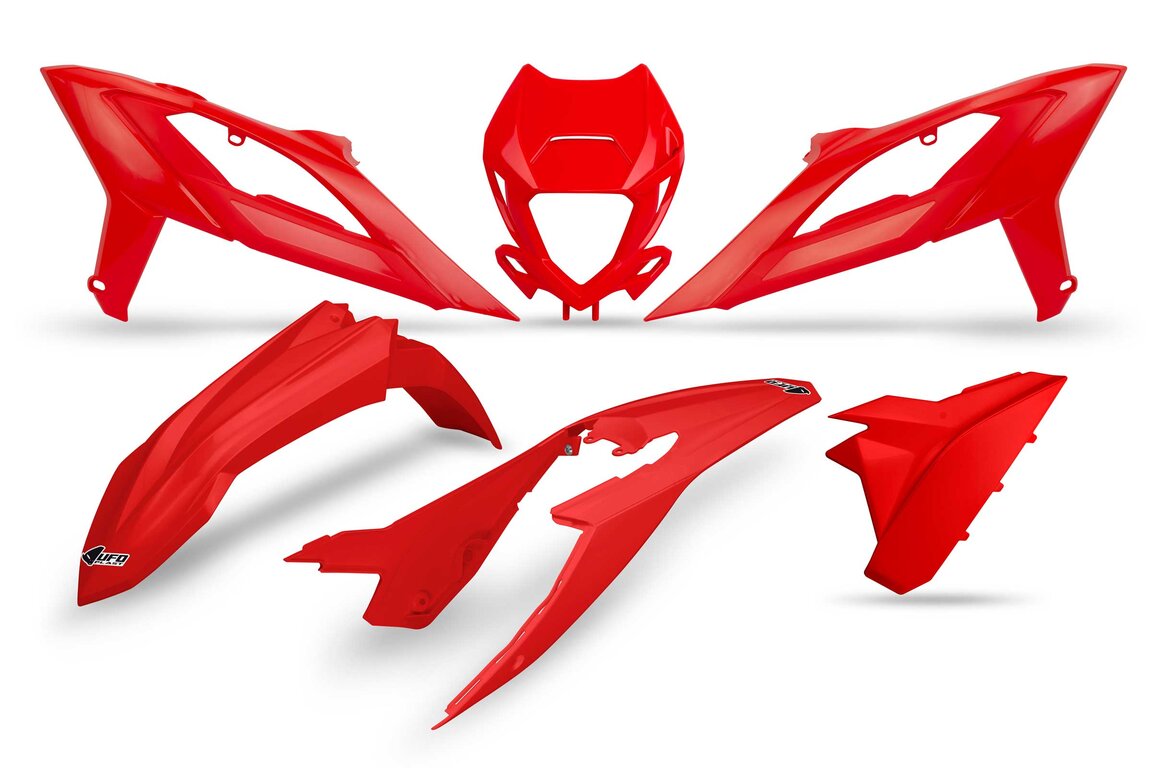 UFO Red Plastic Kit for 23-24 Beta RR, RS